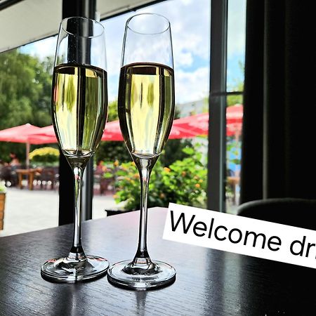 Hotel Slavia Svidnik Spa & Restaurant Kültér fotó