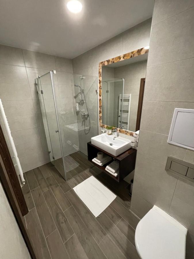 Hotel Slavia Svidnik Spa & Restaurant Kültér fotó