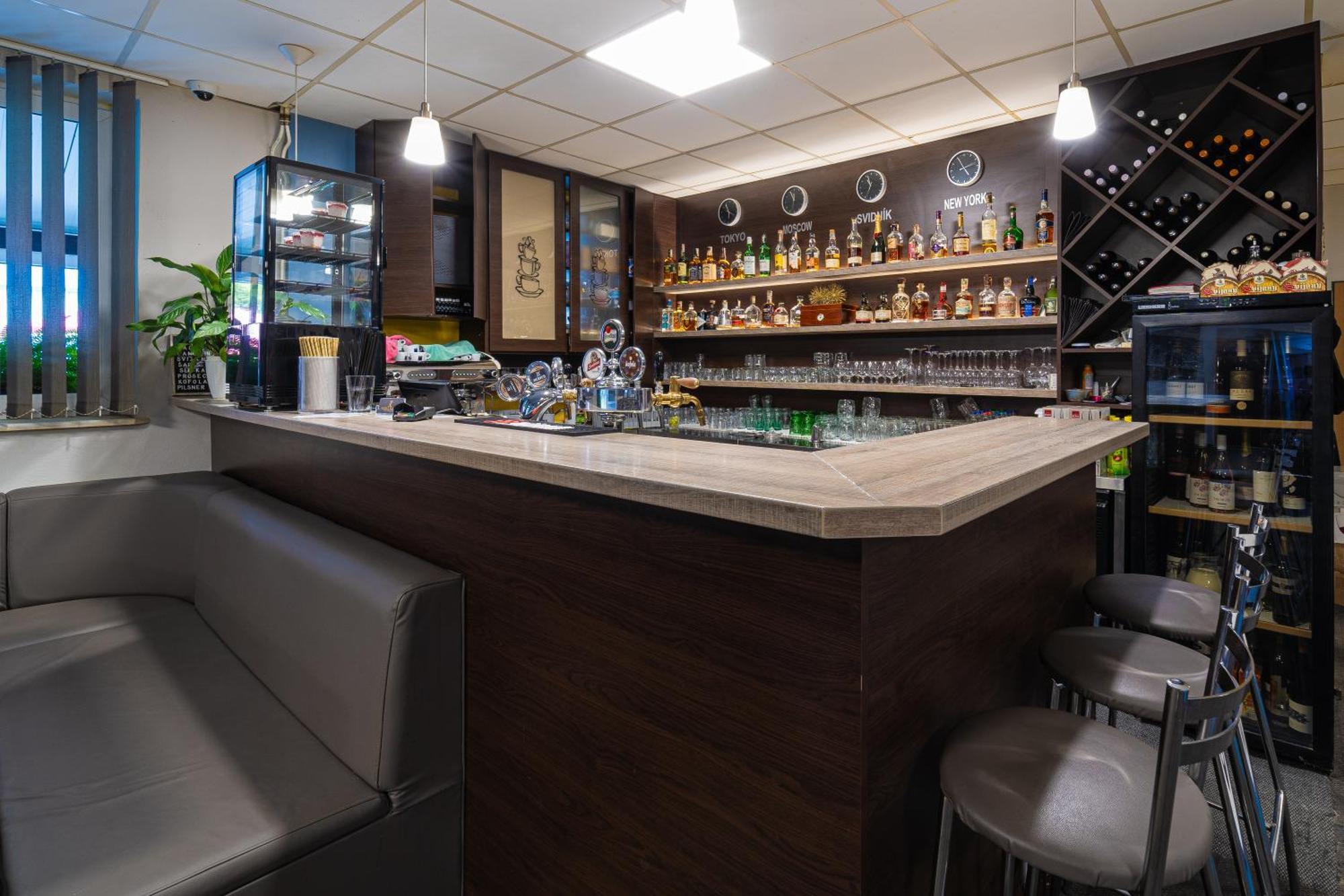 Hotel Slavia Svidnik Spa & Restaurant Kültér fotó