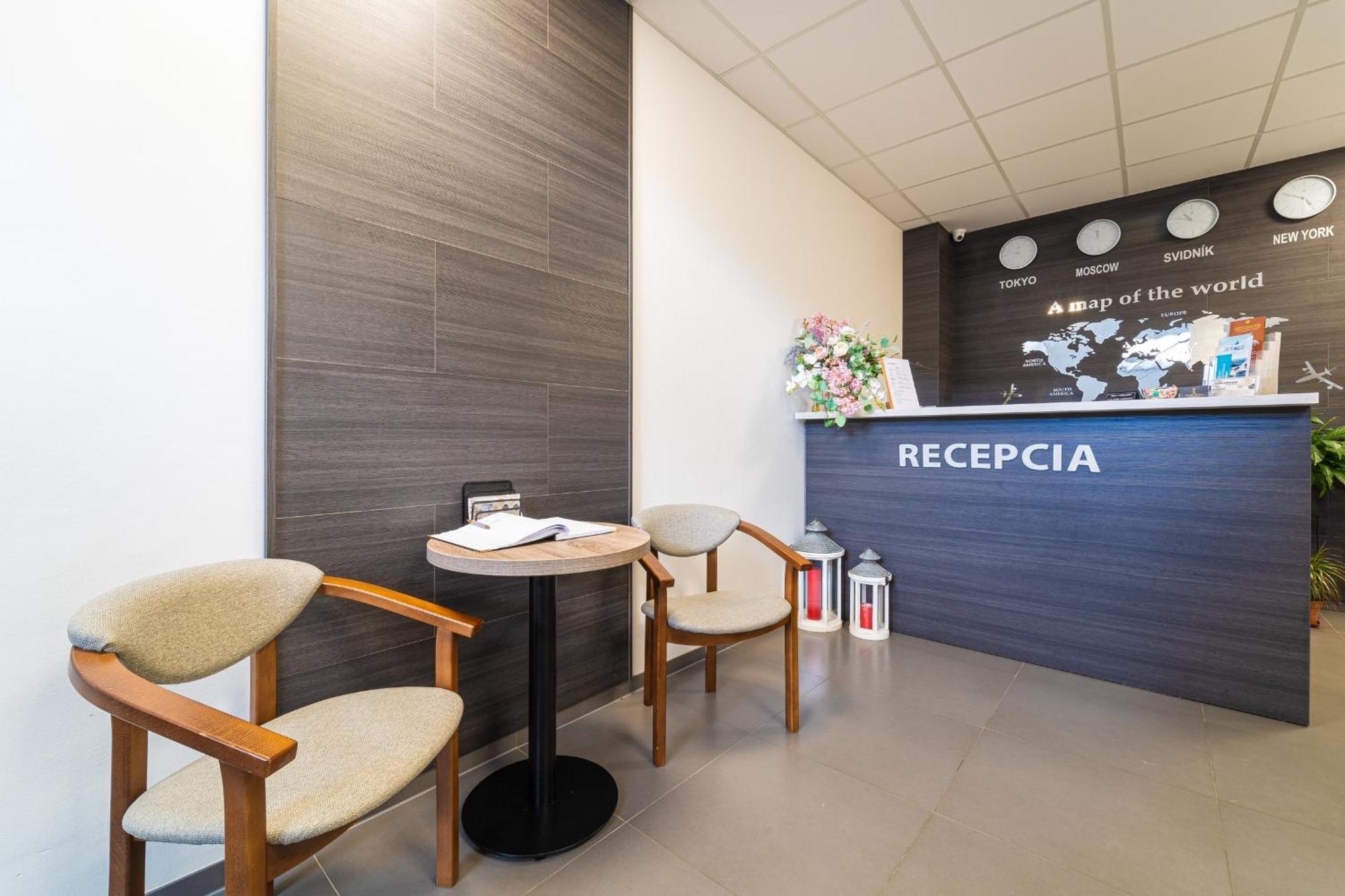 Hotel Slavia Svidnik Spa & Restaurant Kültér fotó