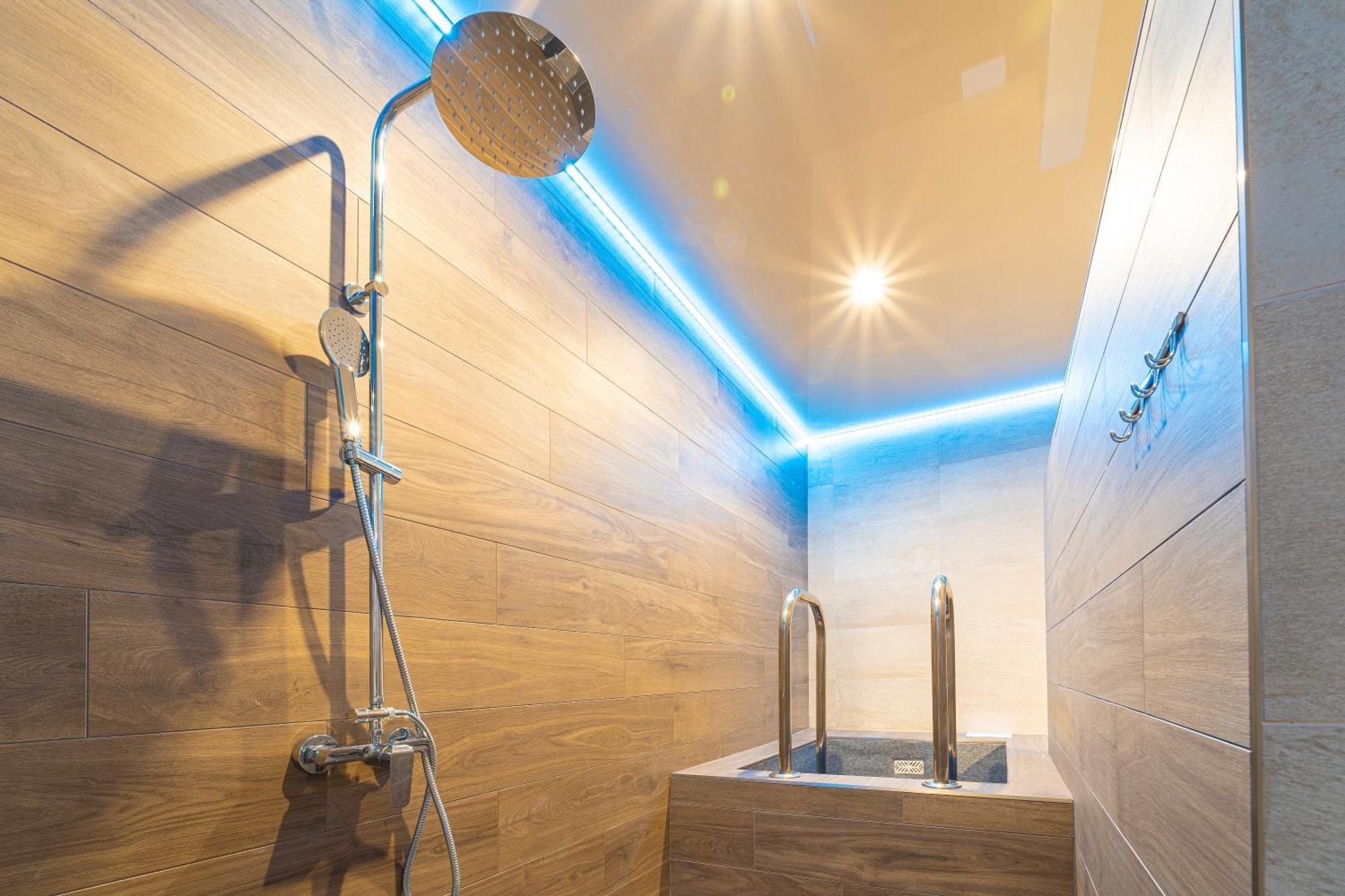 Hotel Slavia Svidnik Spa & Restaurant Kültér fotó