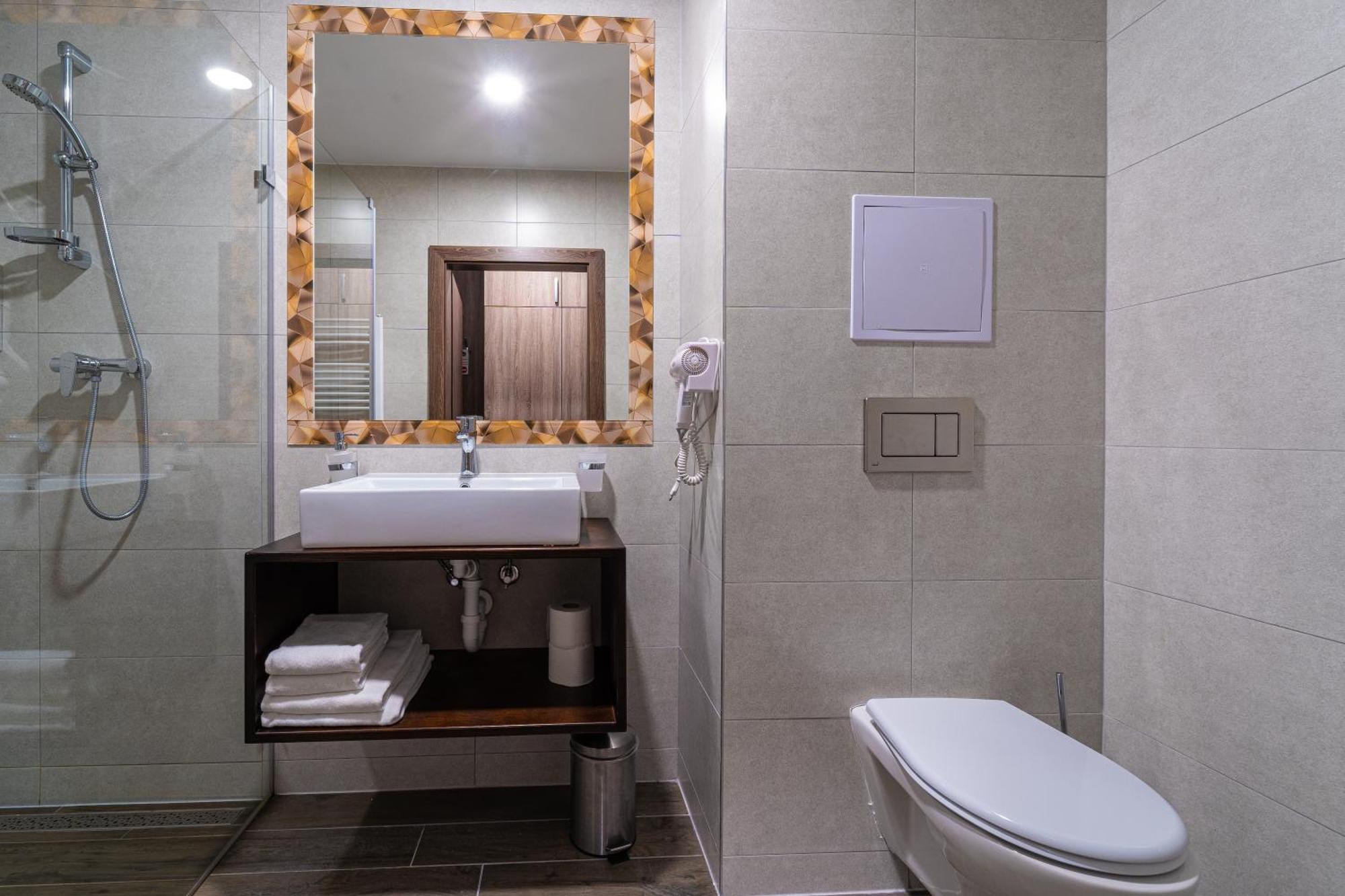Hotel Slavia Svidnik Spa & Restaurant Kültér fotó
