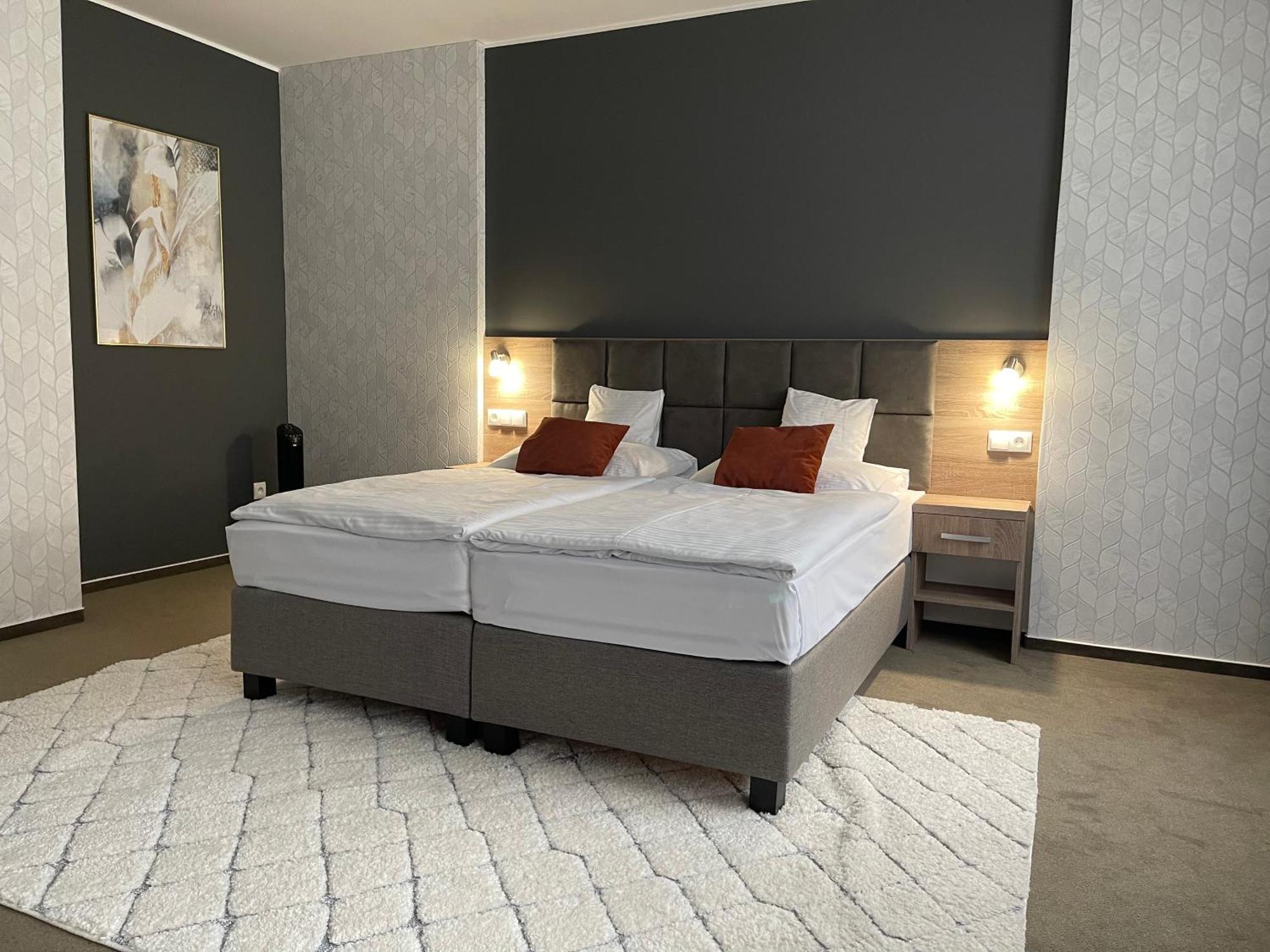 Hotel Slavia Svidnik Spa & Restaurant Kültér fotó